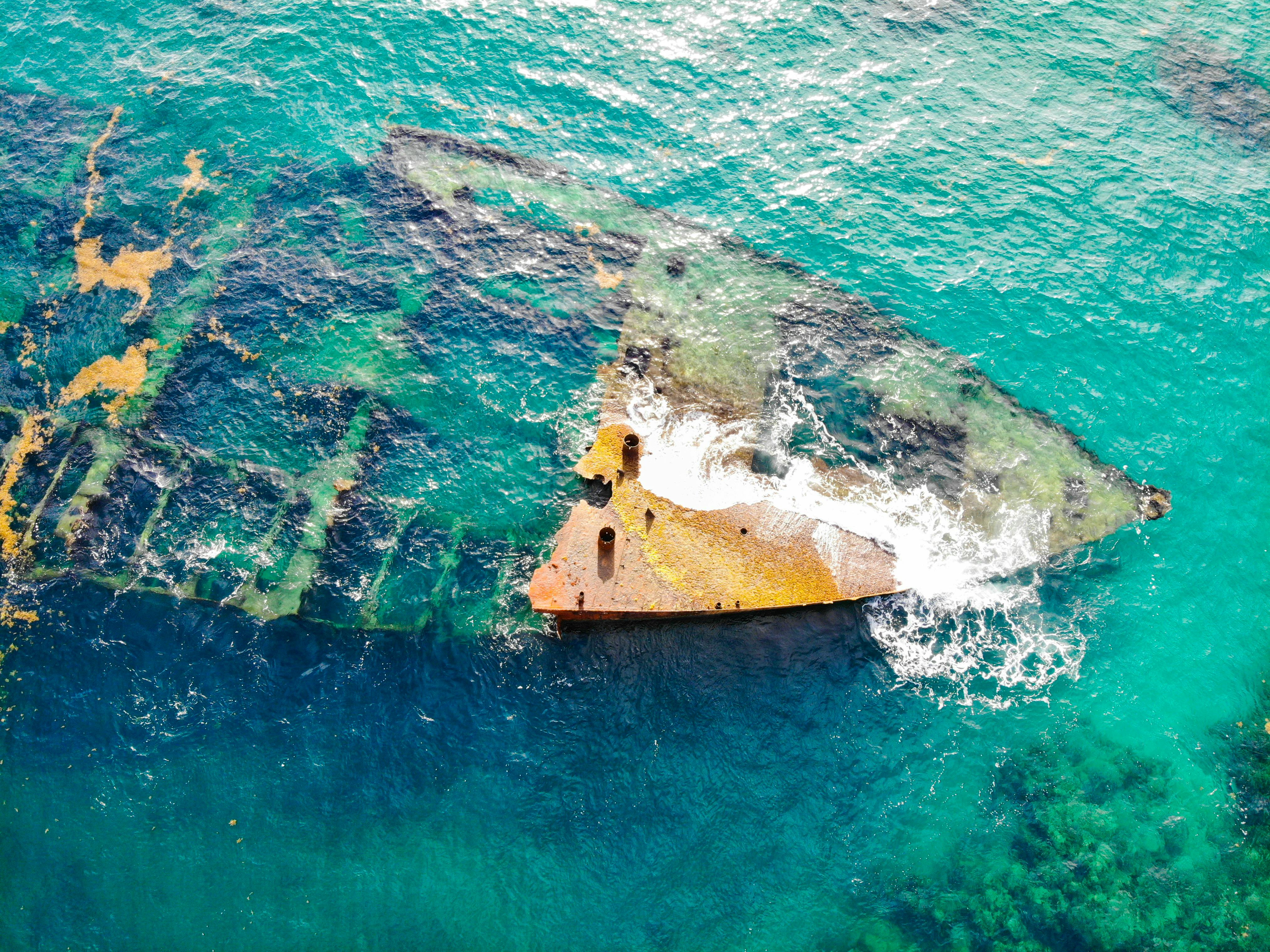 VAAVU ATOLL EXPLORE EDITION